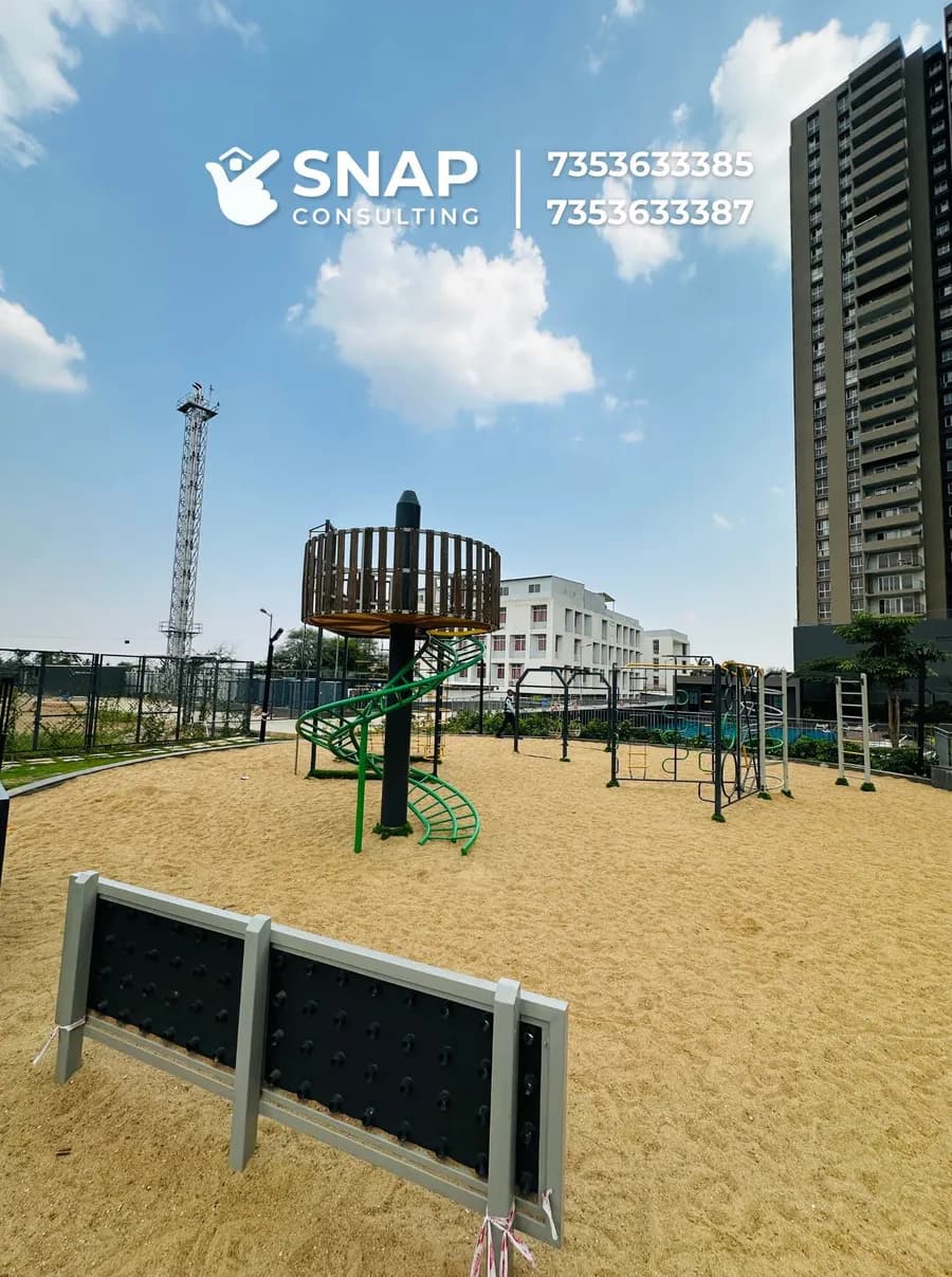 Sand play area with climbing equipment at Assetz Marq